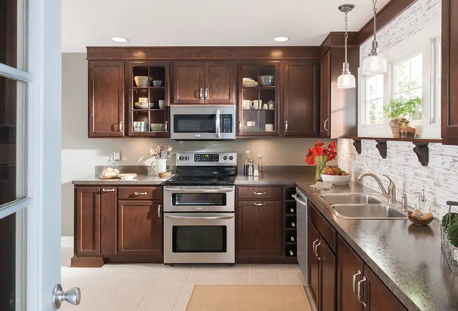 Cabinetland of Springfield, Inc. - remodeled kitchen - Springfield, IL