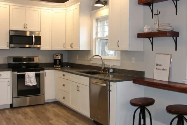 Cabinetland of Springfield, Inc. - remodeled kitchen - Springfield, IL