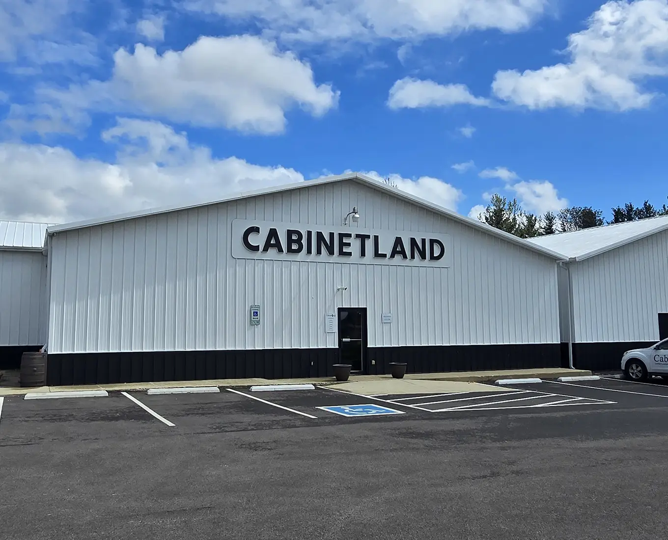 Cabinetland of Springfield, Inc. building - Chatham, IL